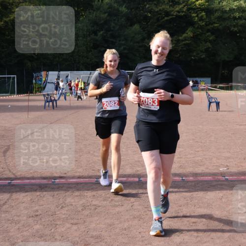 27.09.2026 - 35. Volkslauf durch das schöne Alstertal Strokosch-Dieckow http://msf.ph/oto/10581939 27.09.2026 13:06:17 Ziel 2082, 2083 meine-sportfotos.de