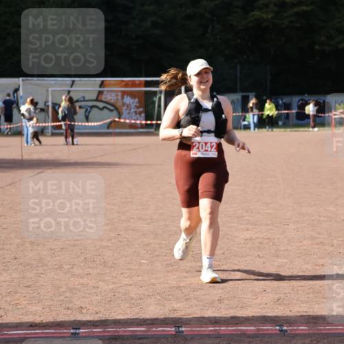 27.09.2026 - 35. Volkslauf durch das schöne Alstertal Strokosch-Dieckow http://msf.ph/oto/10581970 27.09.2026 13:06:48 Ziel 2042 meine-sportfotos.de
