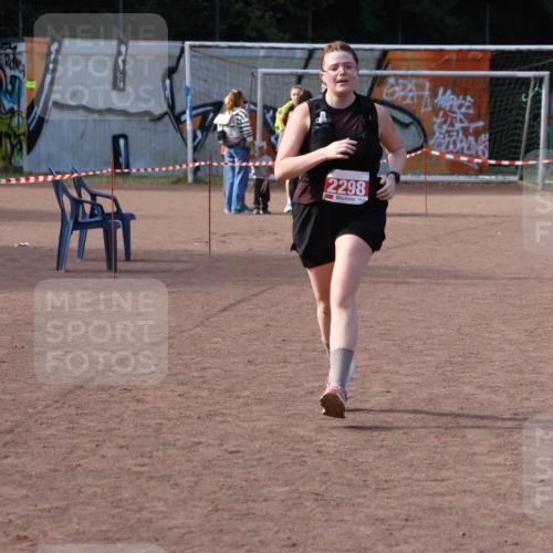 27.09.2026 - 35. Volkslauf durch das schöne Alstertal Strokosch-Dieckow http://msf.ph/oto/10582039 27.09.2026 13:10:17 Ziel 2106, 2109, 2298 meine-sportfotos.de