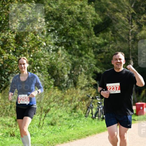 27.09.2026 - 35. Volkslauf durch das schöne Alstertal Dr. Thomas Lammeyer http://msf.ph/oto/10582068 27.09.2026 12:31:36 Laufen 2250, 2237 meine-sportfotos.de