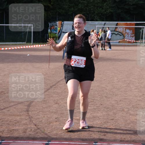 27.09.2026 - 35. Volkslauf durch das schöne Alstertal Strokosch-Dieckow http://msf.ph/oto/10582088 27.09.2026 13:10:20 Ziel 2106, 2109, 2298 meine-sportfotos.de