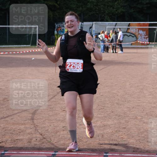 27.09.2026 - 35. Volkslauf durch das schöne Alstertal Strokosch-Dieckow http://msf.ph/oto/10582106 27.09.2026 13:10:20 Ziel 2106, 2109, 2298 meine-sportfotos.de