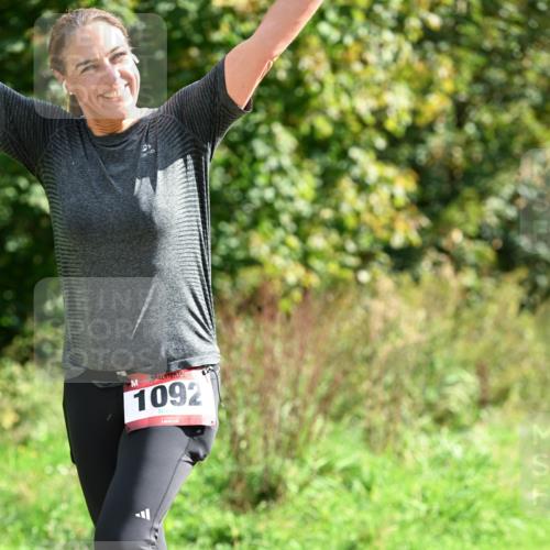 27.09.2026 - 35. Volkslauf durch das schöne Alstertal Dr. Thomas Lammeyer http://msf.ph/oto/10582124 27.09.2026 12:32:29 Laufen 1092 meine-sportfotos.de