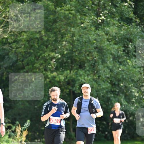 27.09.2026 - 35. Volkslauf durch das schöne Alstertal Dr. Thomas Lammeyer http://msf.ph/oto/10582130 27.09.2026 12:32:55 Laufen 2087, 210 meine-sportfotos.de