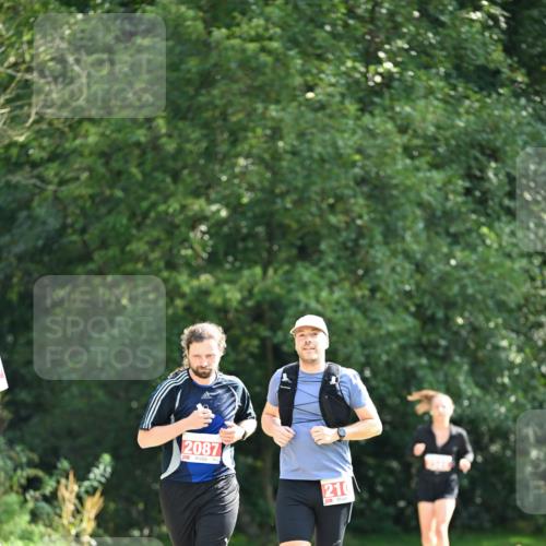 27.09.2026 - 35. Volkslauf durch das schöne Alstertal Dr. Thomas Lammeyer http://msf.ph/oto/10582131 27.09.2026 12:32:55 Laufen 2087, 210 meine-sportfotos.de