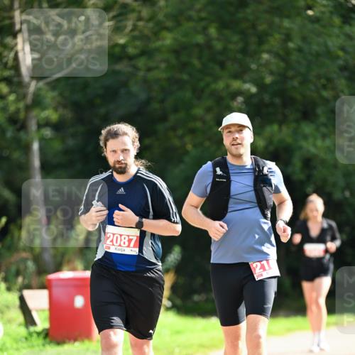 27.09.2026 - 35. Volkslauf durch das schöne Alstertal Dr. Thomas Lammeyer http://msf.ph/oto/10582140 27.09.2026 12:32:57 Laufen 2087, 21 meine-sportfotos.de