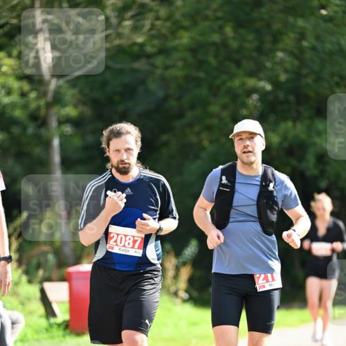 27.09.2026 - 35. Volkslauf durch das schöne Alstertal Dr. Thomas Lammeyer http://msf.ph/oto/10582143 27.09.2026 12:32:58 Laufen 2087, 21 meine-sportfotos.de