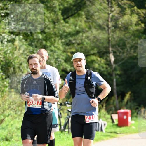 27.09.2026 - 35. Volkslauf durch das schöne Alstertal Dr. Thomas Lammeyer http://msf.ph/oto/10582158 27.09.2026 12:33:00 Laufen 2087, 2101 meine-sportfotos.de