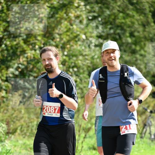 27.09.2026 - 35. Volkslauf durch das schöne Alstertal Dr. Thomas Lammeyer http://msf.ph/oto/10582166 27.09.2026 12:33:01 Laufen 2087, 210 meine-sportfotos.de