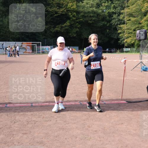 27.09.2026 - 35. Volkslauf durch das schöne Alstertal Strokosch-Dieckow http://msf.ph/oto/10582172 27.09.2026 13:10:23 Ziel 2106, 2109, 2298 meine-sportfotos.de