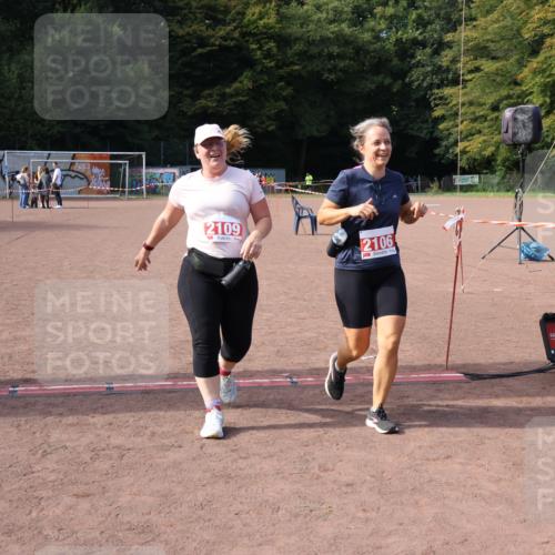 27.09.2026 - 35. Volkslauf durch das schöne Alstertal Strokosch-Dieckow http://msf.ph/oto/10582186 27.09.2026 13:10:24 Ziel 2106, 2109 meine-sportfotos.de