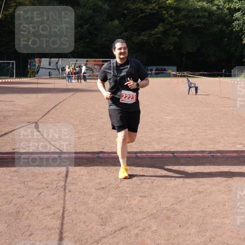 27.09.2026 - 35. Volkslauf durch das schöne Alstertal Strokosch-Dieckow http://msf.ph/oto/10582238 27.09.2026 13:12:26 Ziel 2223 meine-sportfotos.de