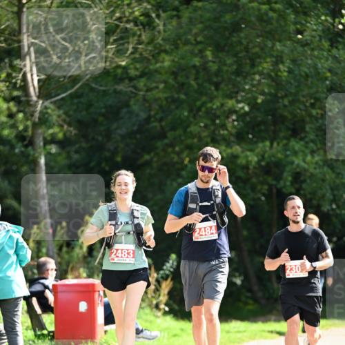 27.09.2026 - 35. Volkslauf durch das schöne Alstertal Dr. Thomas Lammeyer http://msf.ph/oto/10582247 27.09.2026 12:34:04 Laufen 2483, 2484, 230 meine-sportfotos.de