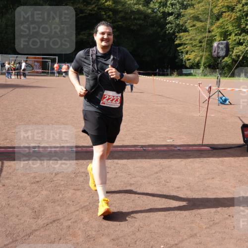 27.09.2026 - 35. Volkslauf durch das schöne Alstertal Strokosch-Dieckow http://msf.ph/oto/10582287 27.09.2026 13:12:27 Ziel 2223 meine-sportfotos.de