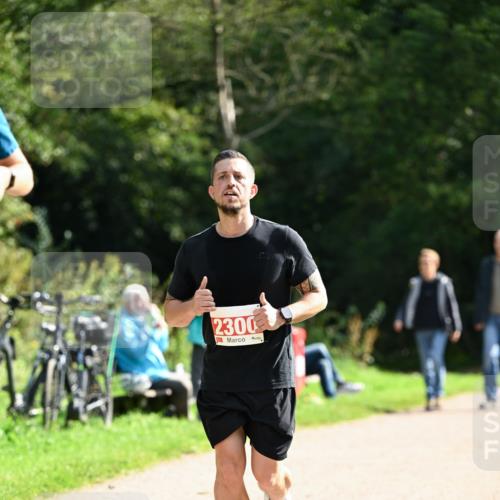 27.09.2026 - 35. Volkslauf durch das schöne Alstertal Dr. Thomas Lammeyer http://msf.ph/oto/10582289 27.09.2026 12:34:09 Laufen 2300 meine-sportfotos.de