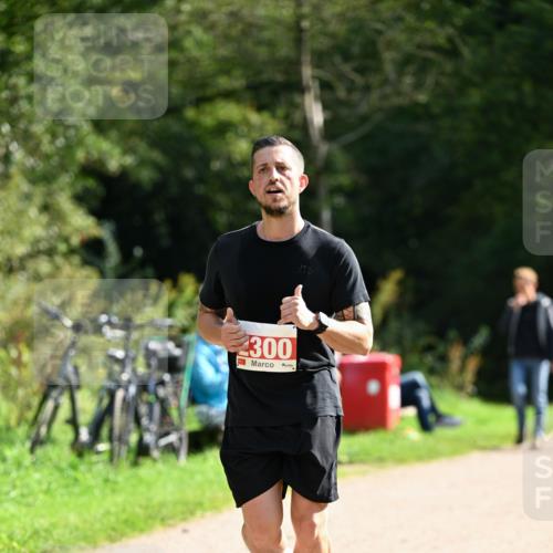 27.09.2026 - 35. Volkslauf durch das schöne Alstertal Dr. Thomas Lammeyer http://msf.ph/oto/10582293 27.09.2026 12:34:09 Laufen 2300 meine-sportfotos.de