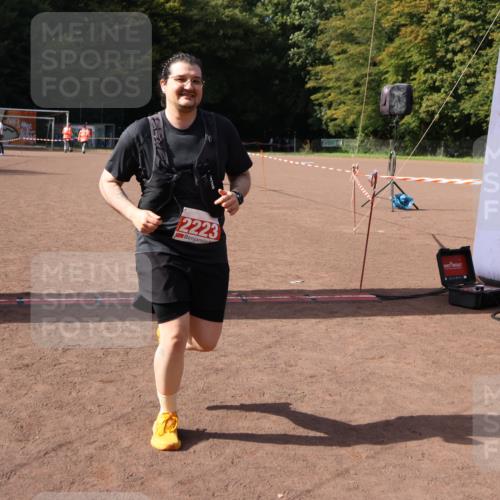 27.09.2026 - 35. Volkslauf durch das schöne Alstertal Strokosch-Dieckow http://msf.ph/oto/10582298 27.09.2026 13:12:27 Ziel 2223 meine-sportfotos.de