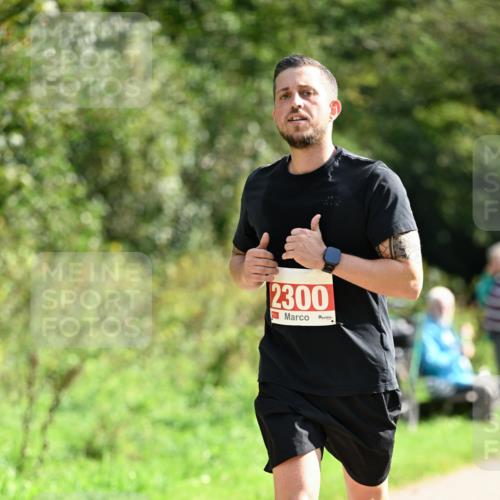 27.09.2026 - 35. Volkslauf durch das schöne Alstertal Dr. Thomas Lammeyer http://msf.ph/oto/10582301 27.09.2026 12:34:10 Laufen 2300 meine-sportfotos.de