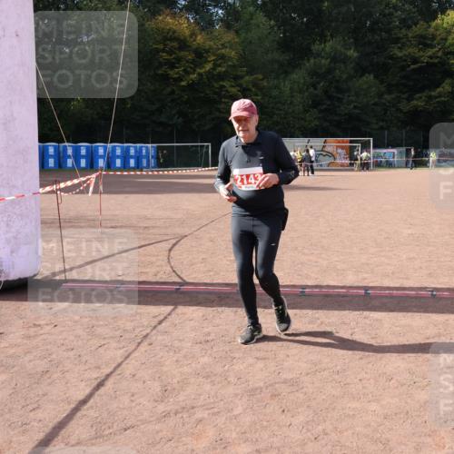 27.09.2026 - 35. Volkslauf durch das schöne Alstertal Strokosch-Dieckow http://msf.ph/oto/10582331 27.09.2026 13:14:26 Ziel 2143 meine-sportfotos.de