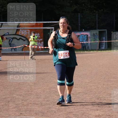 27.09.2026 - 35. Volkslauf durch das schöne Alstertal Strokosch-Dieckow http://msf.ph/oto/10582365 27.09.2026 13:16:59 Ziel 2364 meine-sportfotos.de