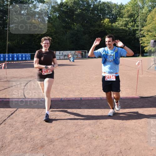 27.09.2026 - 35. Volkslauf durch das schöne Alstertal Strokosch-Dieckow http://msf.ph/oto/10582408 27.09.2026 13:28:11 Ziel 2134, 2135 meine-sportfotos.de