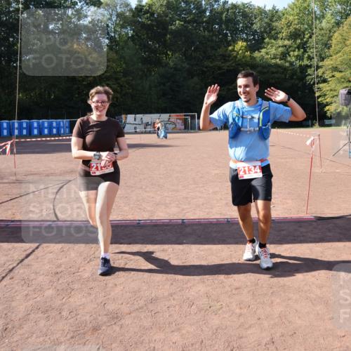 27.09.2026 - 35. Volkslauf durch das schöne Alstertal Strokosch-Dieckow http://msf.ph/oto/10582409 27.09.2026 13:28:11 Ziel 2134, 2135 meine-sportfotos.de