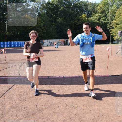 27.09.2026 - 35. Volkslauf durch das schöne Alstertal Strokosch-Dieckow http://msf.ph/oto/10582410 27.09.2026 13:28:11 Ziel 2134, 2135 meine-sportfotos.de