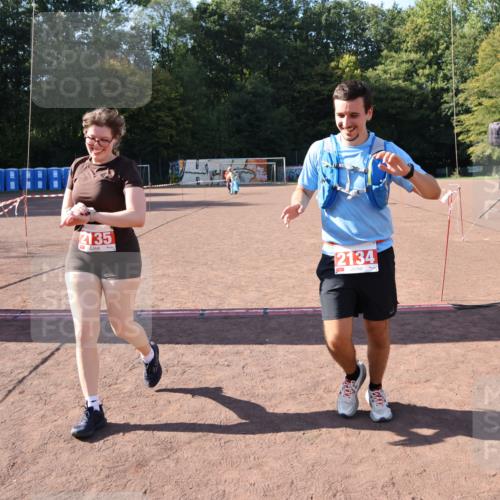 27.09.2026 - 35. Volkslauf durch das schöne Alstertal Strokosch-Dieckow http://msf.ph/oto/10582414 27.09.2026 13:28:12 Ziel 2134, 2135 meine-sportfotos.de