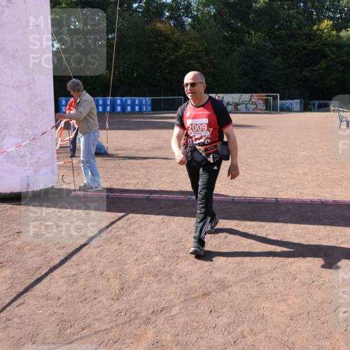 27.09.2026 - 35. Volkslauf durch das schöne Alstertal Strokosch-Dieckow http://msf.ph/oto/10582431 27.09.2026 13:29:39 Ziel 2009 meine-sportfotos.de