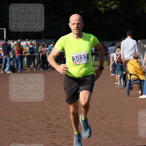 27.09.2026 - 35. Volkslauf durch das schöne Alstertal Strokosch-Dieckow http://msf.ph/oto/10582446 27.09.2026 11:18:36 Ziel 3032, 3243 meine-sportfotos.de