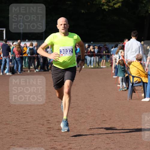 27.09.2026 - 35. Volkslauf durch das schöne Alstertal Strokosch-Dieckow http://msf.ph/oto/10582455 27.09.2026 11:18:35 Ziel 3032, 3243 meine-sportfotos.de