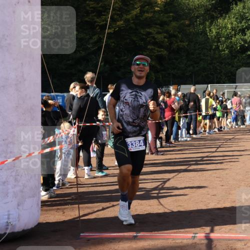 27.09.2026 - 35. Volkslauf durch das schöne Alstertal Strokosch-Dieckow http://msf.ph/oto/10582493 27.09.2026 11:18:01 Ziel 3384 meine-sportfotos.de