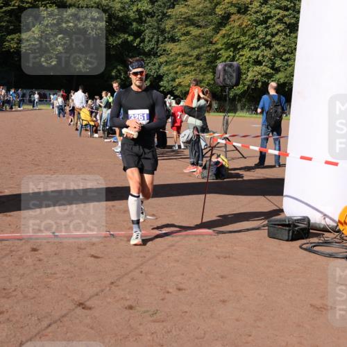 27.09.2026 - 35. Volkslauf durch das schöne Alstertal Strokosch-Dieckow http://msf.ph/oto/10582615 27.09.2026 11:15:39 Ziel 3261 meine-sportfotos.de