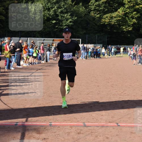 27.09.2026 - 35. Volkslauf durch das schöne Alstertal Strokosch-Dieckow http://msf.ph/oto/10582669 27.09.2026 11:14:12 Ziel 3013, 3353 meine-sportfotos.de