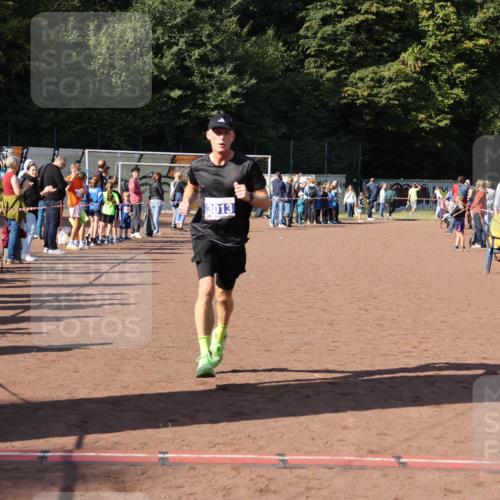 27.09.2026 - 35. Volkslauf durch das schöne Alstertal Strokosch-Dieckow http://msf.ph/oto/10582671 27.09.2026 11:14:12 Ziel 3013, 3353 meine-sportfotos.de