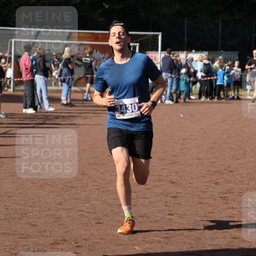 27.09.2026 - 35. Volkslauf durch das schöne Alstertal Strokosch-Dieckow http://msf.ph/oto/10582736 27.09.2026 11:12:57 Ziel 3430 meine-sportfotos.de