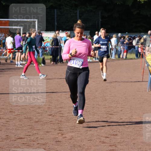 27.09.2026 - 35. Volkslauf durch das schöne Alstertal Strokosch-Dieckow http://msf.ph/oto/10582763 27.09.2026 11:28:05 Ziel 3198, 3405 meine-sportfotos.de