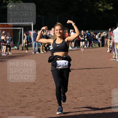 27.09.2026 - 35. Volkslauf durch das schöne Alstertal Strokosch-Dieckow http://msf.ph/oto/10582985 27.09.2026 11:27:13 Ziel 3207, 3994 meine-sportfotos.de