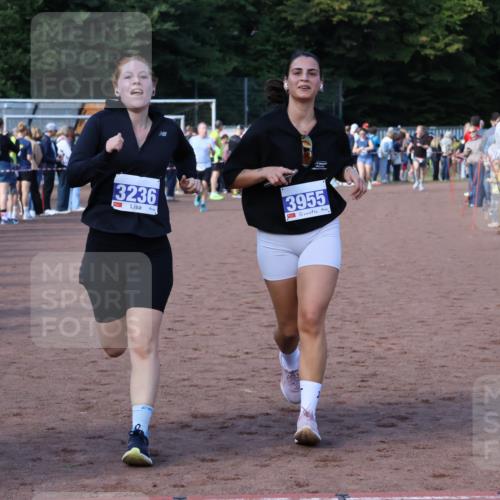 27.09.2026 - 35. Volkslauf durch das schöne Alstertal Strokosch-Dieckow http://msf.ph/oto/10582992 27.09.2026 11:31:22 Ziel 1420, 3095, 3236, 3382, 3955 meine-sportfotos.de