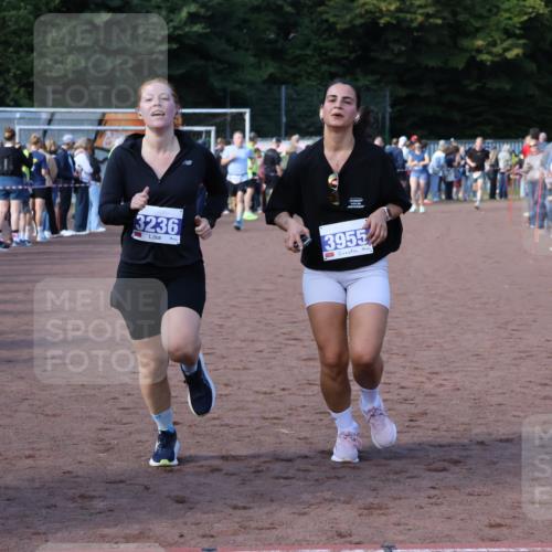 27.09.2026 - 35. Volkslauf durch das schöne Alstertal Strokosch-Dieckow http://msf.ph/oto/10582996 27.09.2026 11:31:22 Ziel 1420, 3095, 3236, 3382, 3955 meine-sportfotos.de