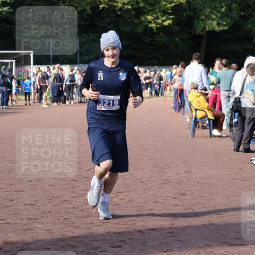 27.09.2026 - 35. Volkslauf durch das schöne Alstertal Strokosch-Dieckow http://msf.ph/oto/10583053 27.09.2026 11:30:46 Ziel 3219 meine-sportfotos.de