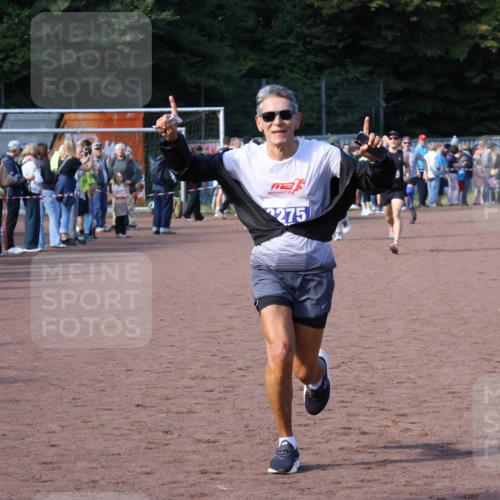 27.09.2026 - 35. Volkslauf durch das schöne Alstertal Strokosch-Dieckow http://msf.ph/oto/10583088 27.09.2026 11:30:30 Ziel 1415, 3275 meine-sportfotos.de