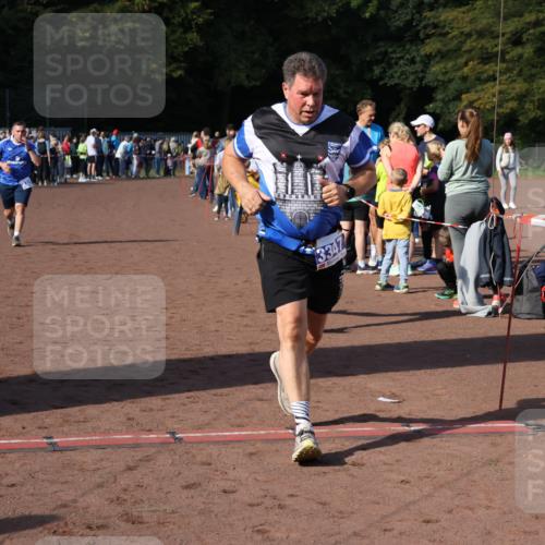 27.09.2026 - 35. Volkslauf durch das schöne Alstertal Strokosch-Dieckow http://msf.ph/oto/10583109 27.09.2026 11:30:06 Ziel 1414, 3142, 3329, 3347 meine-sportfotos.de