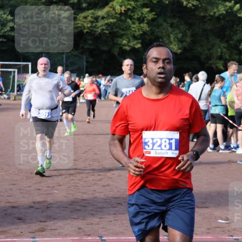 27.09.2026 - 35. Volkslauf durch das schöne Alstertal Strokosch-Dieckow http://msf.ph/oto/10583174 27.09.2026 11:29:44 Ziel 3012, 3210, 3241, 3253, 3263, 3281, 3413 meine-sportfotos.de