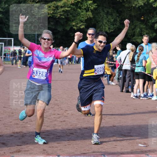 27.09.2026 - 35. Volkslauf durch das schöne Alstertal Strokosch-Dieckow http://msf.ph/oto/10583190 27.09.2026 11:29:35 Ziel 1413, 3061, 3210, 3281, 3328, 3990, 3992 meine-sportfotos.de