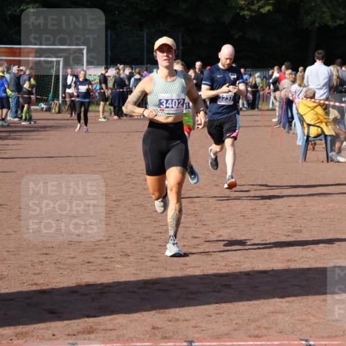 27.09.2026 - 35. Volkslauf durch das schöne Alstertal Strokosch-Dieckow http://msf.ph/oto/10583240 27.09.2026 11:29:24 Ziel 1413, 3091, 3237, 3402, 3409 meine-sportfotos.de