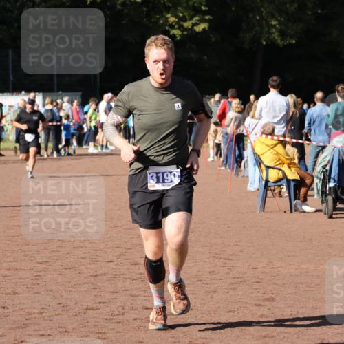 27.09.2026 - 35. Volkslauf durch das schöne Alstertal Strokosch-Dieckow http://msf.ph/oto/10583258 27.09.2026 11:29:06 Ziel 3145, 3190, 3371 meine-sportfotos.de
