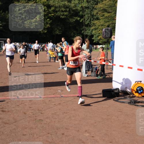 27.09.2026 - 35. Volkslauf durch das schöne Alstertal Strokosch-Dieckow http://msf.ph/oto/10583385 27.09.2026 11:26:33 Ziel 1001, 3152, 3227, 3291, 3366, 3367 meine-sportfotos.de
