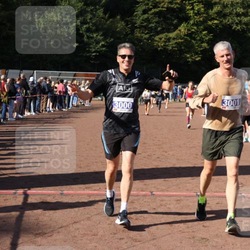 27.09.2026 - 35. Volkslauf durch das schöne Alstertal Strokosch-Dieckow http://msf.ph/oto/10583387 27.09.2026 11:26:29 Ziel 1001, 3000, 3001, 3152, 3227, 3291, 3315, 3366, 3367 meine-sportfotos.de