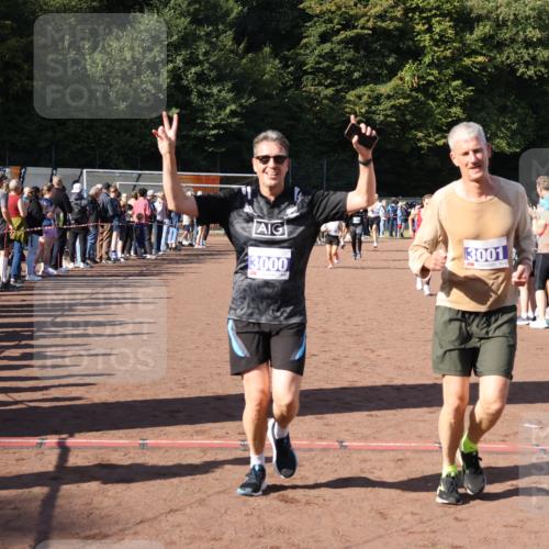 27.09.2026 - 35. Volkslauf durch das schöne Alstertal Strokosch-Dieckow http://msf.ph/oto/10583389 27.09.2026 11:26:29 Ziel 1001, 3000, 3001, 3152, 3227, 3291, 3315, 3366, 3367 meine-sportfotos.de